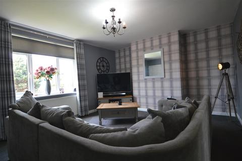 3 bedroom semi-detached house for sale, The Croft, Castleford