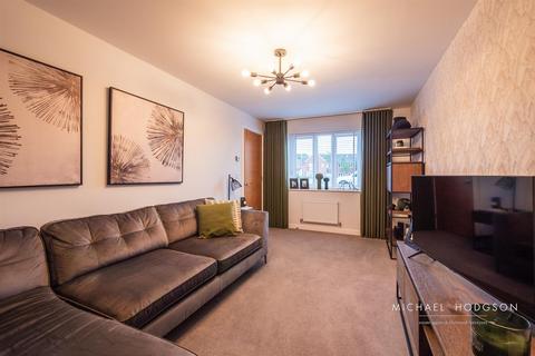 8 Fairhaven, Sunderland, SR3 2FL