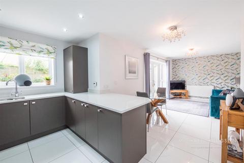 8 Fairhaven, Sunderland, SR3 2FL