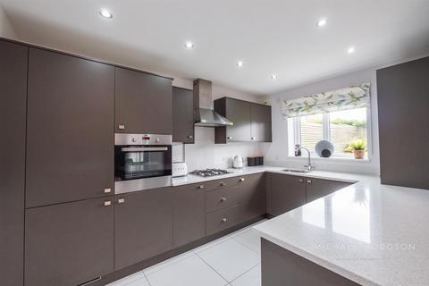 8 Fairhaven, Sunderland, SR3 2FL