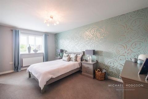 8 Fairhaven, Sunderland, SR3 2FL