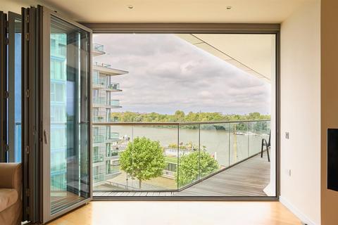 2 bedroom apartment for sale, Riverside Quarter, Wandsworth, SW18