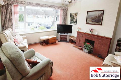 3 bedroom semi-detached house for sale, Oxhay View, May Bank, Newcastle