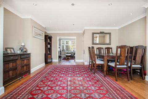 1 Buckland Crescent, Windsor, SL4 5JT