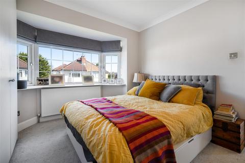 1 Buckland Crescent, Windsor, SL4 5JT