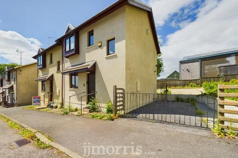 2 bedroom semi-detached house for sale, Queens Court, NARBERTH