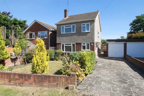 3 bedroom detached house for sale, The Gardens, Doddinghurst, Brentwood