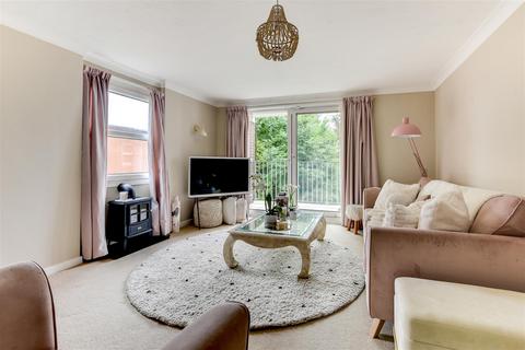 2 bedroom flat for sale, Tennyson Road, Worthing