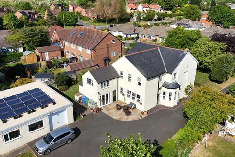 5 bedroom house for sale, Crab Lane, Scarborough YO12