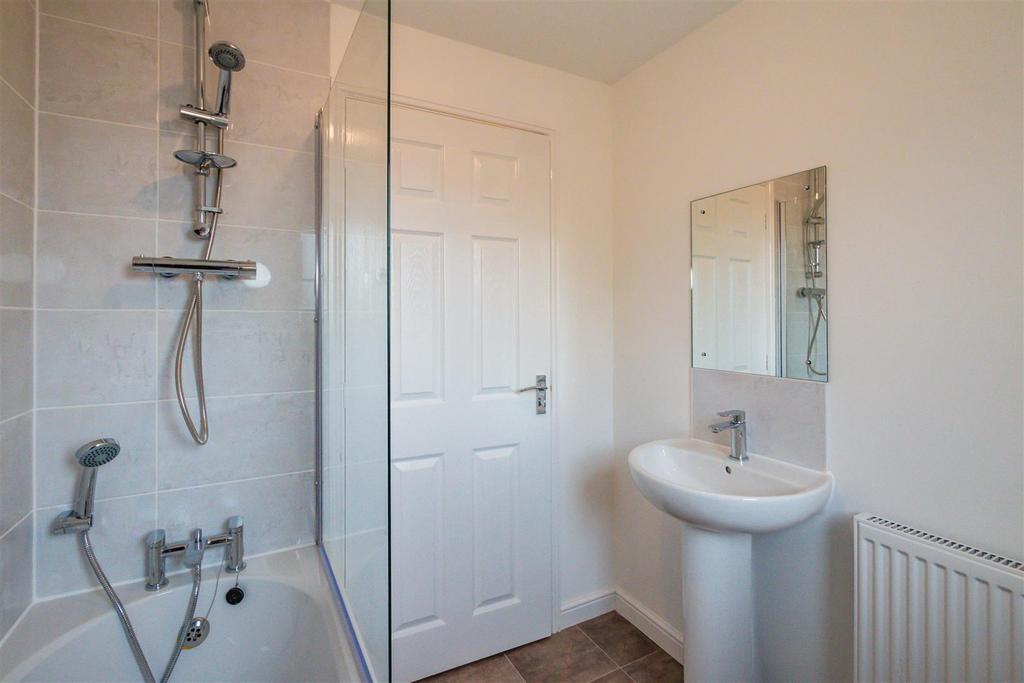 Wicklow bathroom 3.jpg