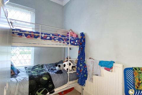 7 Green End Lane, Wakefield, WF2 7AG