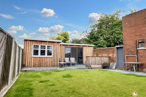 7 Green End Lane, Wakefield, WF2 7AG