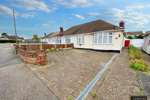 2 bedroom semi-detached bungalow for sale, Ethelred Gardens, Wickford