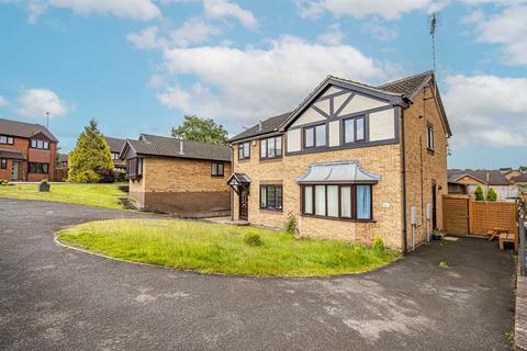 3 Sandpiper Drive, Uttoxeter, ST14 8TA