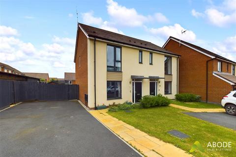 3 bedroom semi-detached house for sale, Sampson Avenue, Uttoxeter ST14