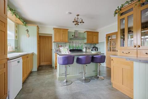 6 bedroom detached house for sale, Swiss Valley Farm, Felinfoel, Llanelli