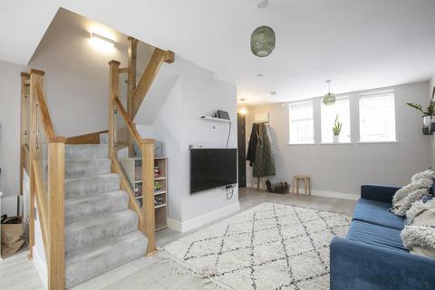 2 bedroom terraced house for sale, Consort Road, Nunhead, SE15