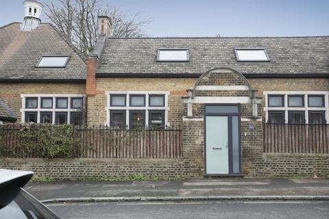 2 bedroom terraced house for sale, Consort Road, Nunhead, SE15