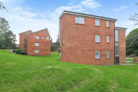 2 bedroom flat for sale, Harewood Road, Harrogate HG3 2TJ