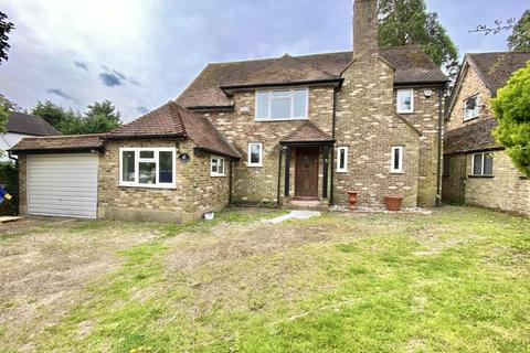 6 bedroom detached house for sale, Warren Road, Ickenham, Middlesex, UB10 8AA