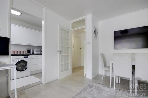 1 bedroom apartment for sale, Tysoe Avenue, Enfield