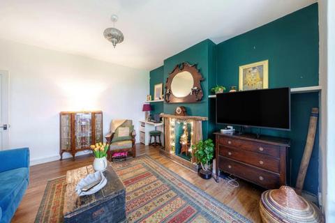 2 bedroom flat to rent, Rye Hill Estate, Peckham Rye