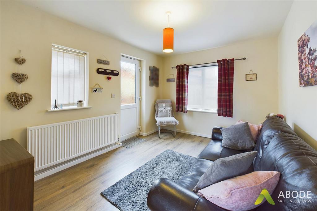 CAM03473 G0-PR0035-STILL012.jpg