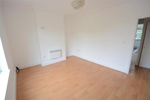 2 bedroom terraced house to rent, New Row, Howdendyke, Goole