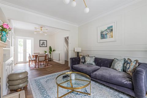 94 Llanfair Road, Cardiff, CF11 9QA