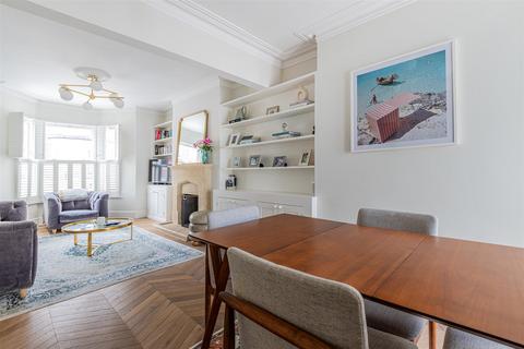 94 Llanfair Road, Cardiff, CF11 9QA