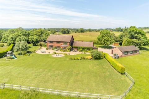 Brookfields Farm House Haye Lane, Mappleborough Green, Studley, B80 7DS