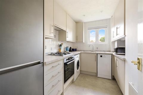 2 bedroom apartment for sale, Cochrane Court Church Road Bookham