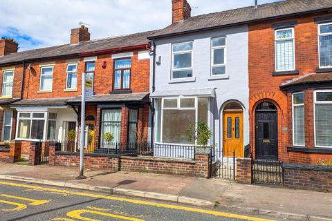 3 bedroom terraced house for sale, Findlay Street, Leigh