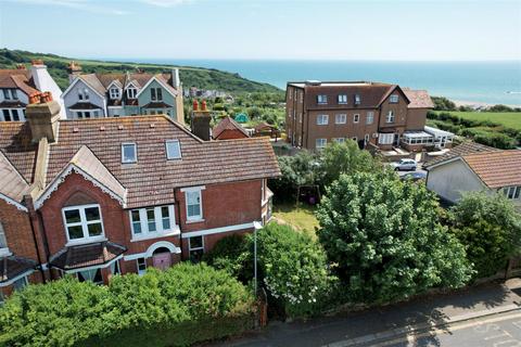 6 bedroom semi-detached house for sale, Priory Road, Hastings