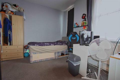 13 Glenhaven Avenue, Borehamwood, WD6 1AY