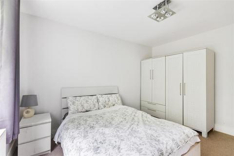 2 bedroom flat for sale, Martin Way, Morden SM4
