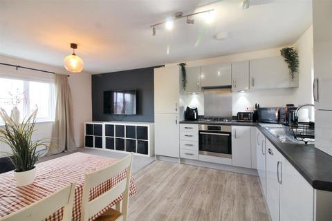 2 bedroom apartment for sale, Martlet Way, Aylesbury