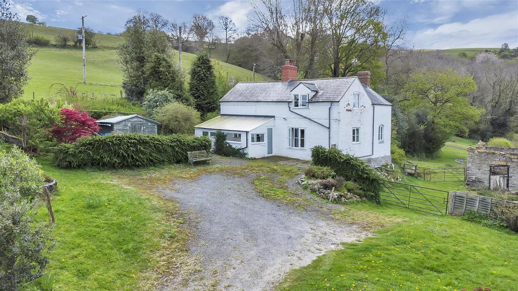 Upper Trefnant, Halfway House... 3 bed property with land for sale £