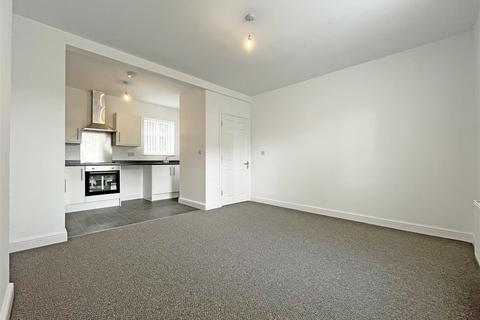 2 bedroom maisonette to rent, Long Acre, Nottingham NG13