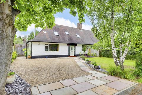 4 bedroom semi-detached bungalow for sale, Calver Close, Wollaton NG8