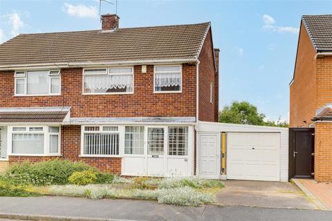 3 bedroom semi-detached house for sale, Brookfield Avenue, Hucknall NG15