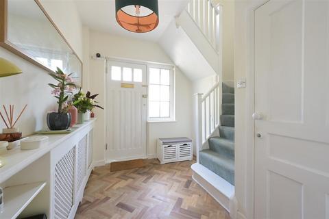3 bedroom semi-detached house for sale, Manor Green Road, Epsom