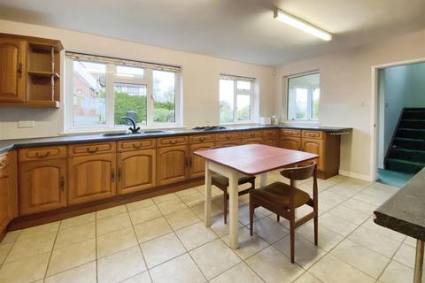 3 bedroom detached house for sale, Overton, Ludlow