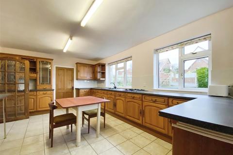 3 bedroom detached house for sale, Overton, Ludlow