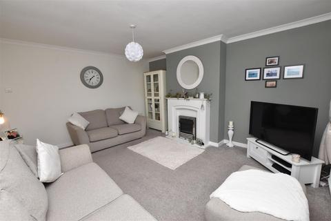 4 bedroom semi-detached bungalow for sale, Carlton Road, Healing DN41