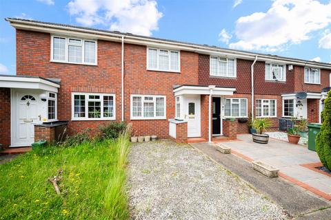 45 Delaporte Close, Epsom, KT17 4AF