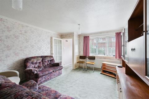 45 Delaporte Close, Epsom, KT17 4AF