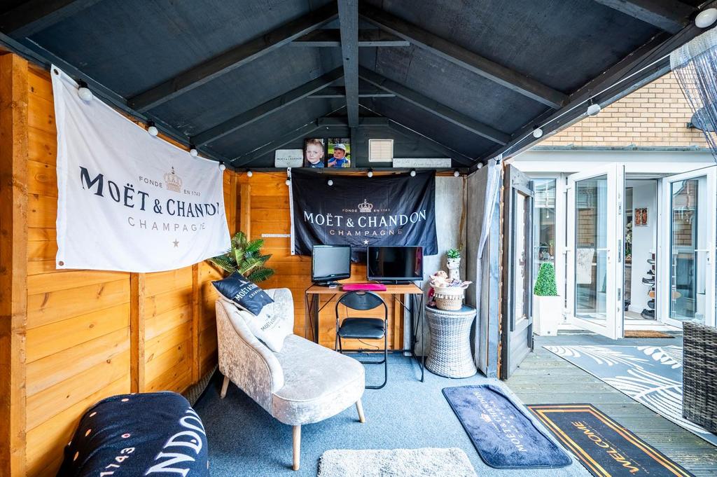 Shed