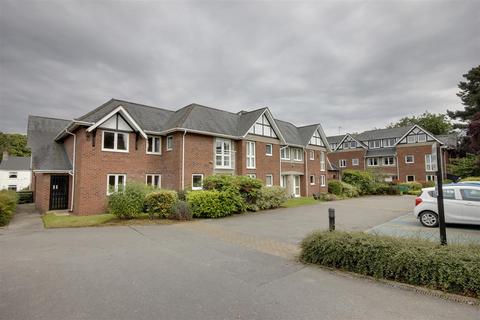 2 bedroom flat for sale, Hudson Court, Hessle