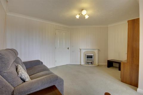 undefined, Hudson Court, Hessle